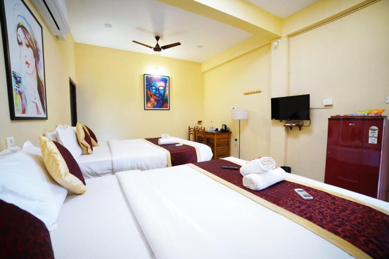 Hotel Castle Manor - Auroville Beach Pondicherry Dış mekan fotoğraf